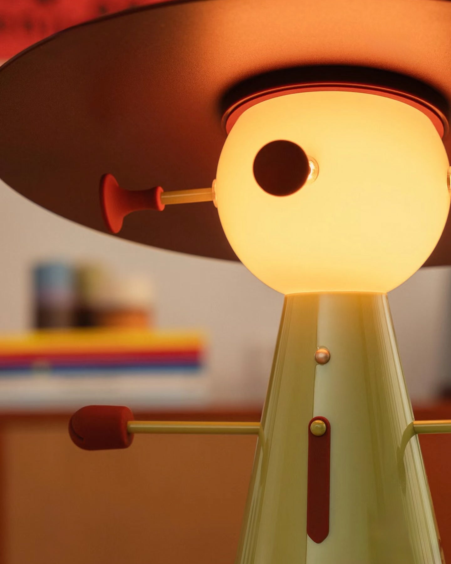 Space Age Buddy Mini Portable LED Lamp